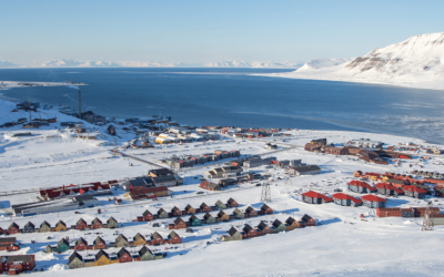 Descubre la Magia Ártica con Nuestra «Svalbard Escapada Polar»